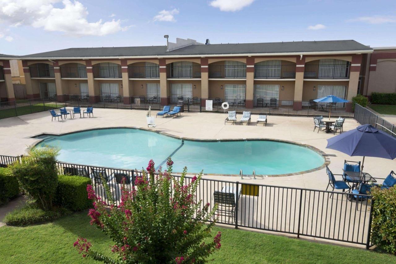 Howard Johnson By Wyndham Oklahoma City Okc Airport, Fairgrounds, I40 Экстерьер фото